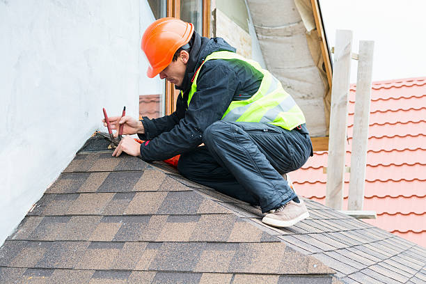 Best Emergency Roof Repair  in Howard, WI